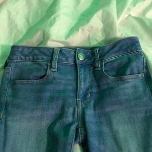 American eagle light wash skinny jeans size 2